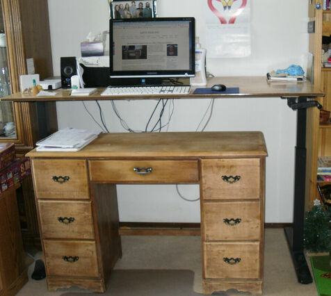 Sit to Stand Crank Desk an Office Fitness Solution