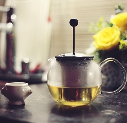 Best Gift Ideas for the Party Hostess: Tea Press